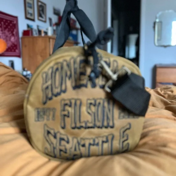 Filson X Hometeam Duffle Bag | Made in USA | Limited Edition - Picture 11 of 16